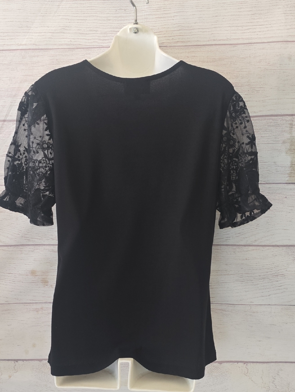 Flower & Feather Black Top With Lace Sleeve Women Top sz L